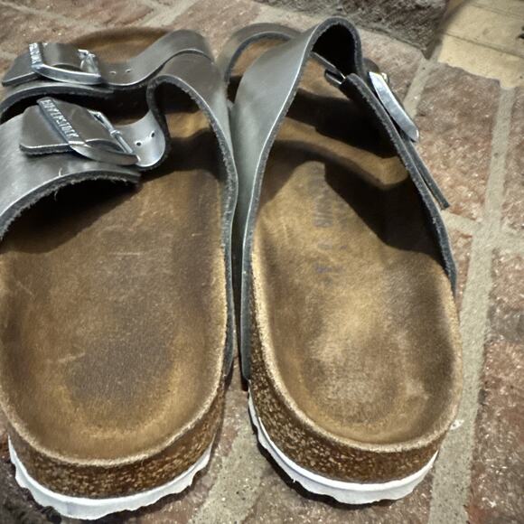 Birkenstock Arizona Silver Leather Soft Footbed Size 10-10.5 - Picture 6 of 16